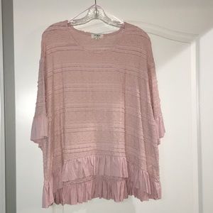 Umgee Tops - Umgee top size M in blush pink New Umgee Tops - Umgee top size M in blush pink New